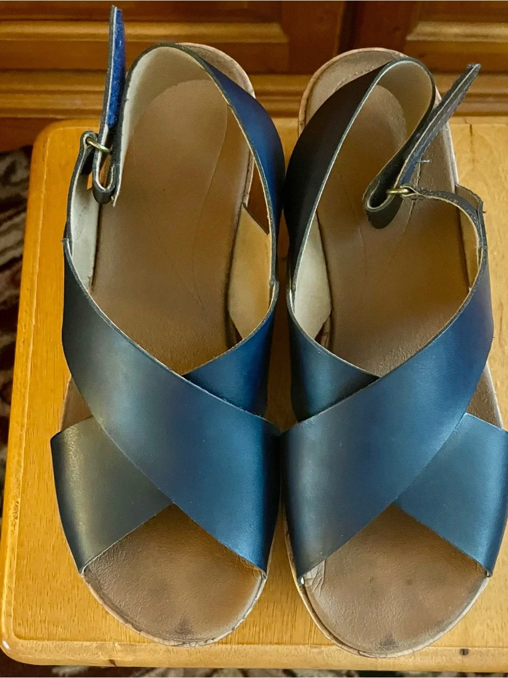 Clark’s Blue Leather Crisscross Slingback Sandals Size 9.5